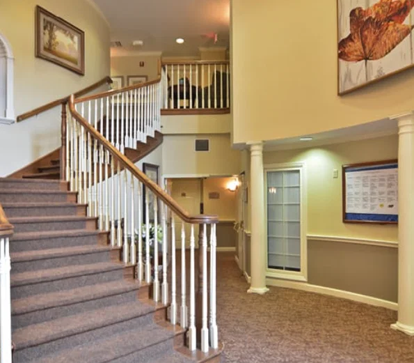 THE WOODLANDS BY HERITAGE RETIREMENT COMMUNITIES