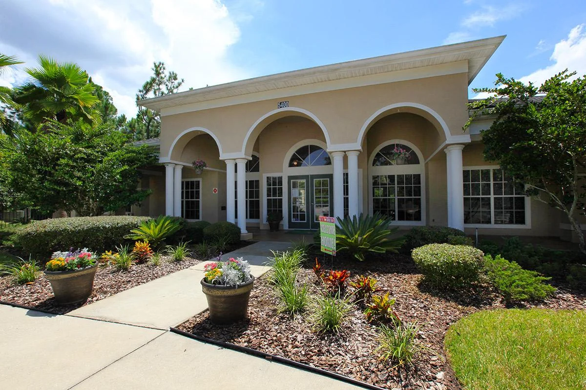 The Meetinghouse at Collins Cove Apartments