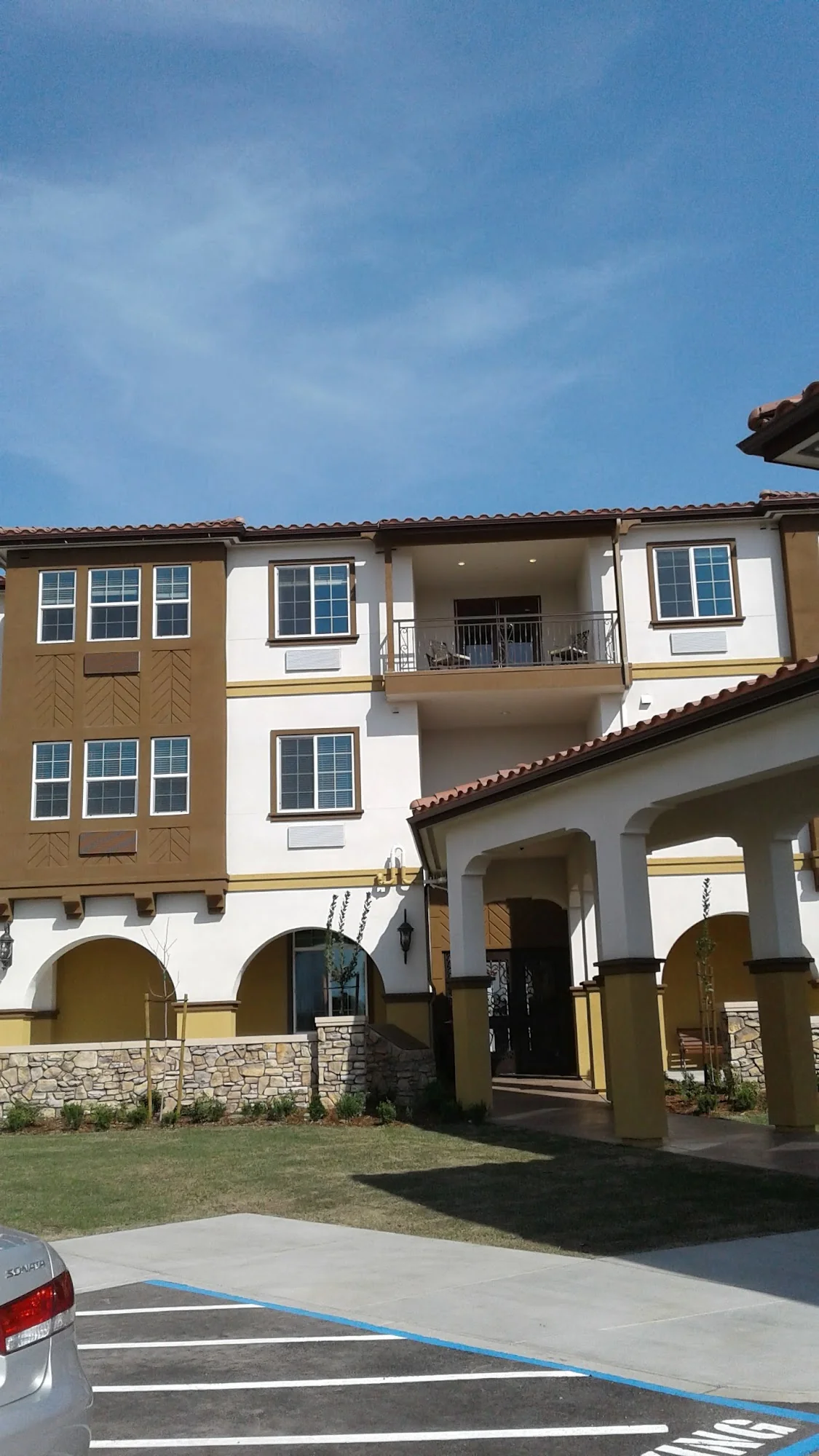 The Vineyards - California Armenian Home