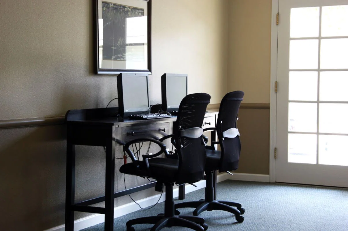 TRUSTWELL LIVING AT ROGUE RIVER PLACE