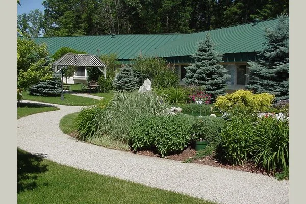 VALLEY PINES SENIOR LIVING