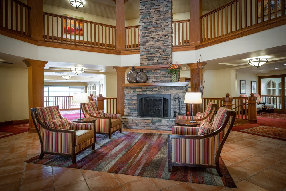 VI AT GRAYHAWK
