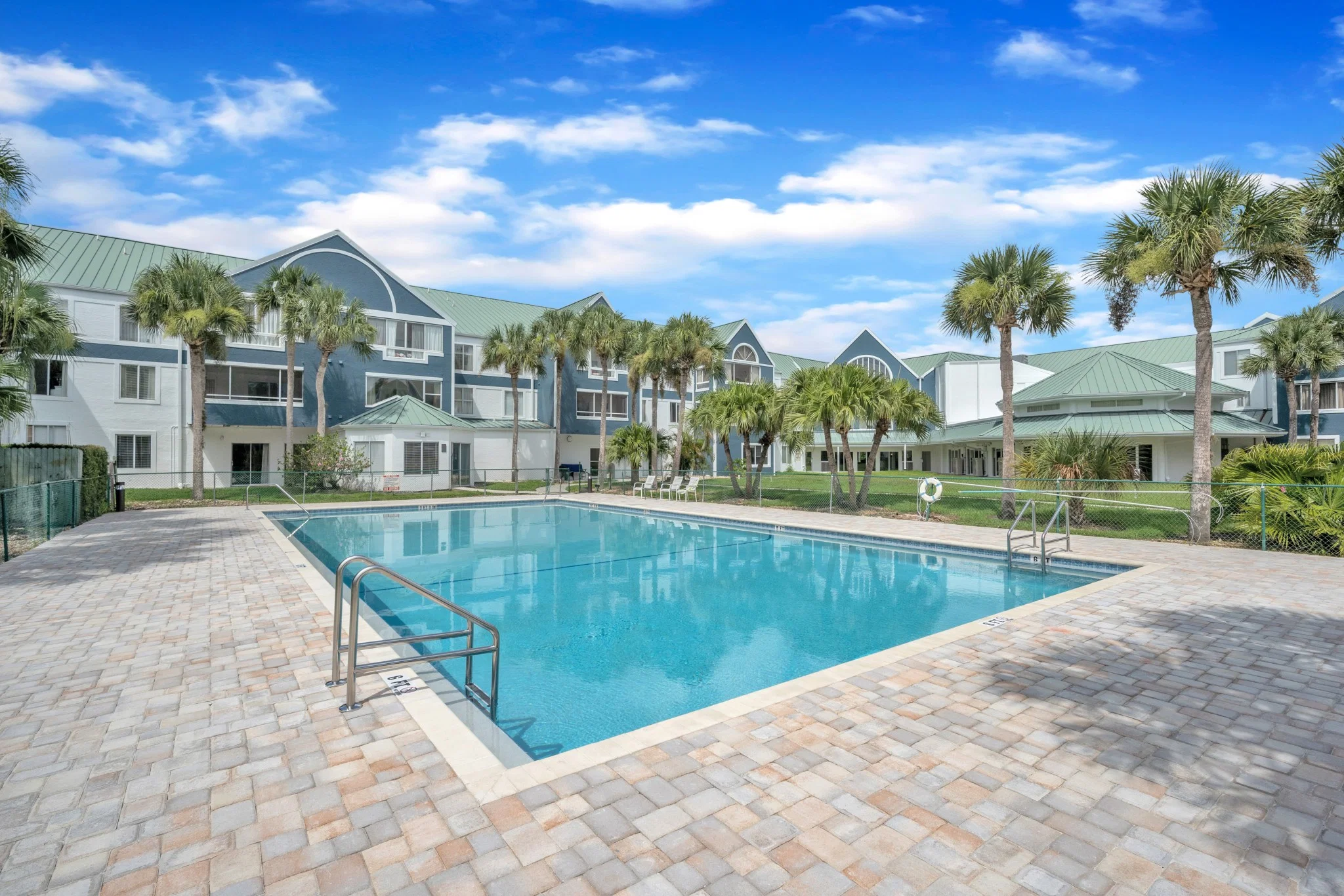 VILLAGE ESTATES AT VERO BEACH