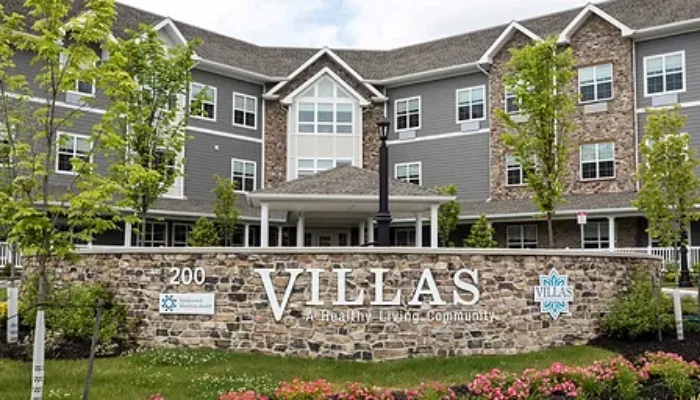 VILLAS OF HOLMDEL