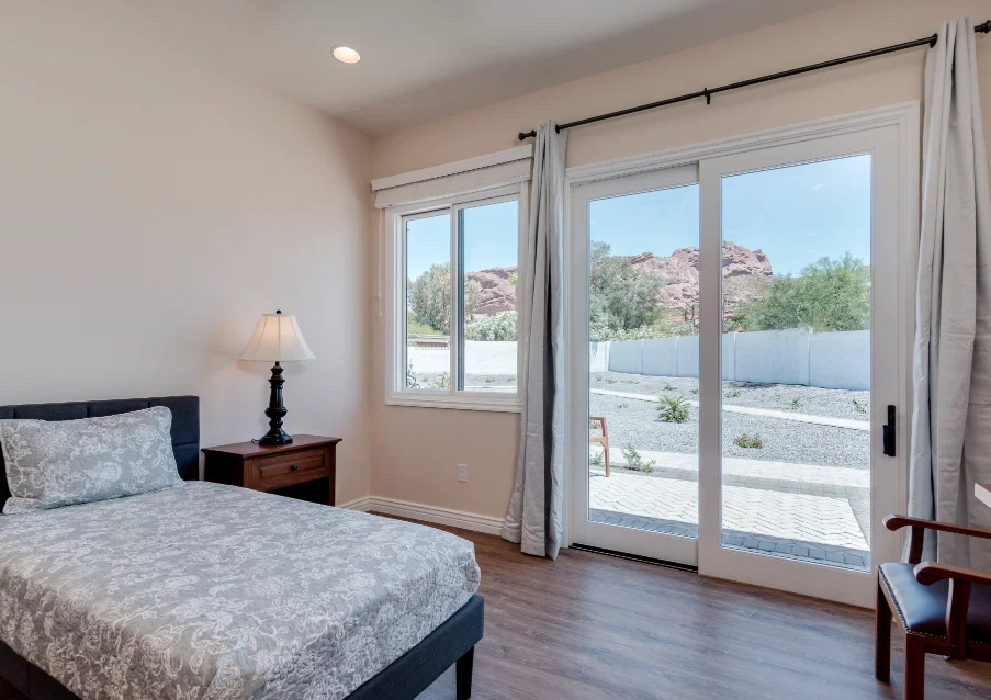 VISTA LIVING SENIOR CARE CAMELBACK VIEW