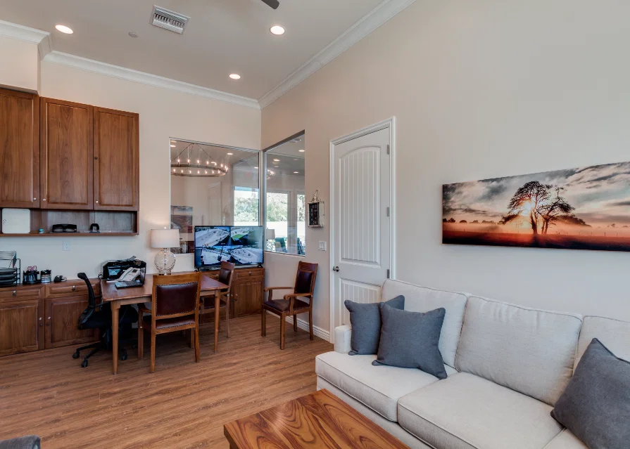 VISTA LIVING SENIOR CARE CAMELBACK VIEW