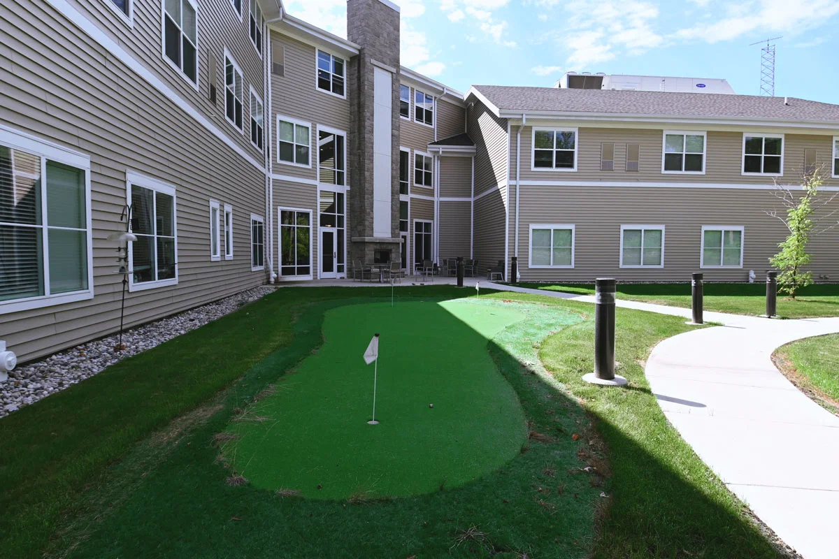 VISTA SPRINGS TRILLIUM VILLAGE ESTATE