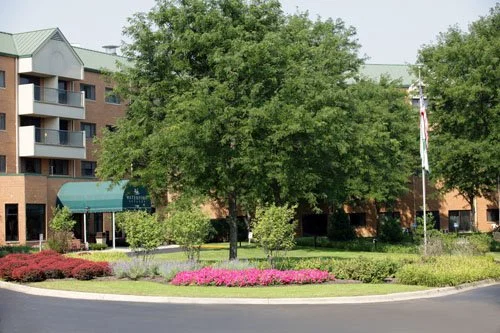 WATERFORD ESTATES SENIOR LIVING
