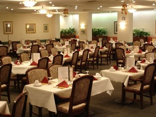 WATERFORD ESTATES SENIOR LIVING