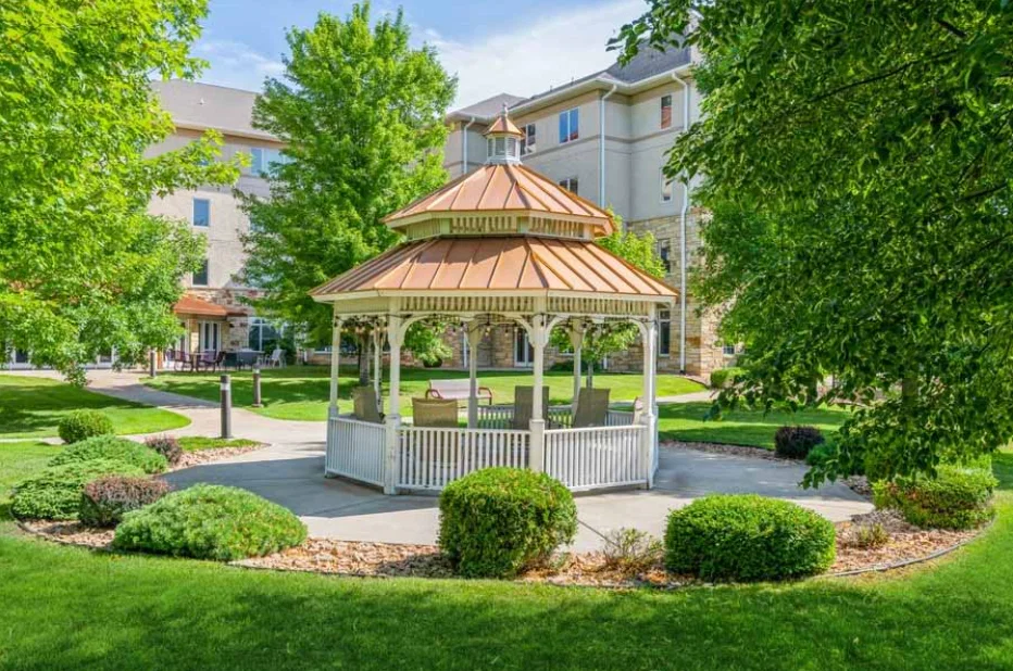 WELLSTEAD SENIOR LIVING LODGE