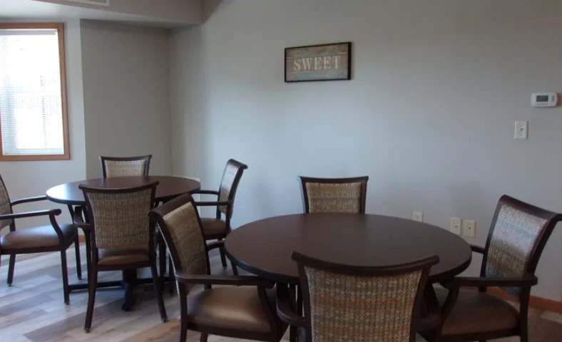WHISPERING OAK PLACE