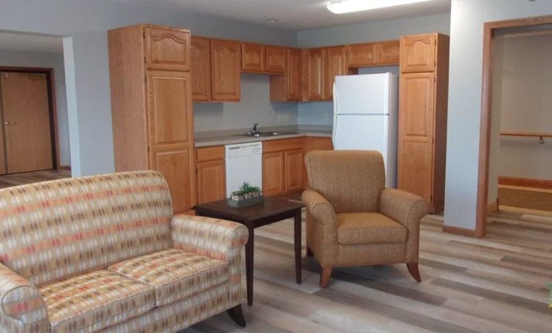 WHISPERING OAK PLACE