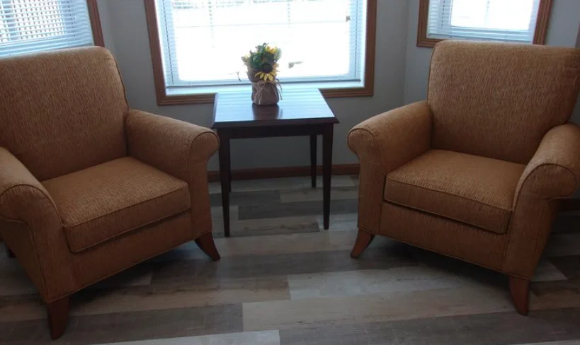 WHISPERING OAK PLACE