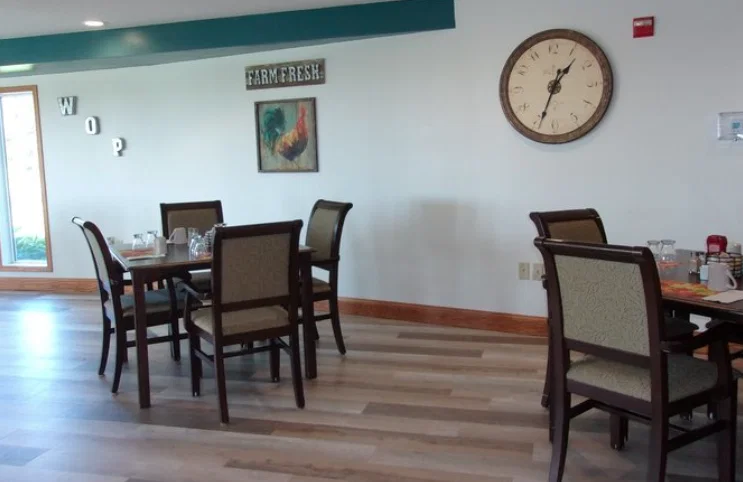 WHISPERING OAK PLACE
