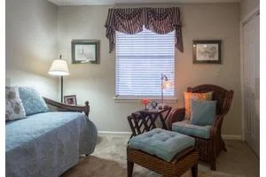 WHITE OAK ESTATES