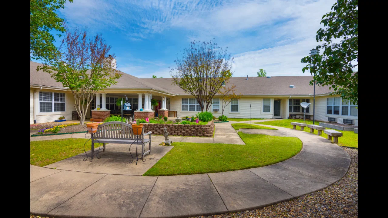 WILLOW GROVE OF MAUMELLE