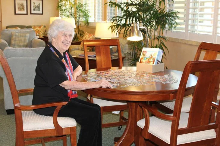 WOOD GLEN SENIOR LIVING