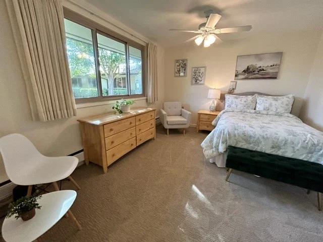 WOOD GLEN SENIOR LIVING