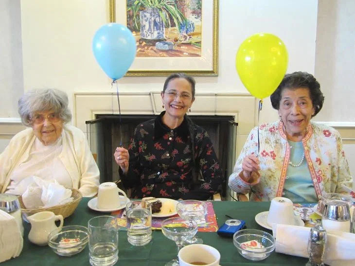 WOOD GLEN SENIOR LIVING