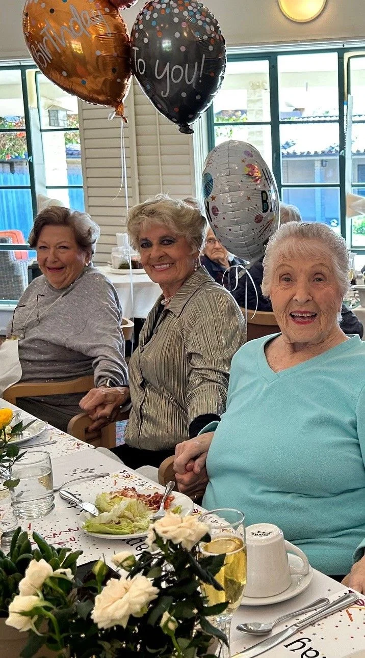WOOD GLEN SENIOR LIVING