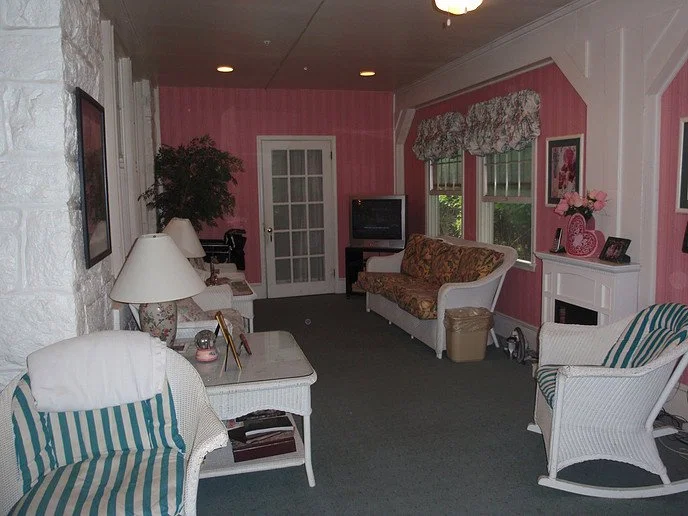 WOODHOLME SPRINGS ASSISTED LIVING