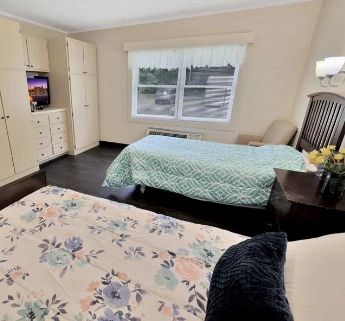 YADKIN VALLEY SENIOR LIVING