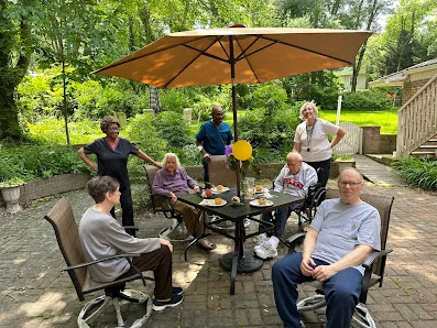 BRYANT WOODS INN