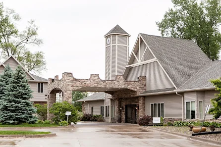 CHARTER SENIOR LIVING OF MOLINE