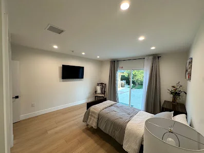CHATSWORTH ASSISTED LIVING