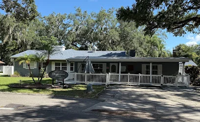 CINNAMON COVE