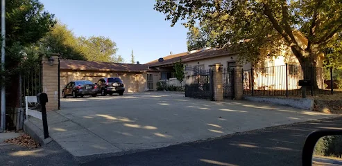 GOLDEN CREST CARE CENTER