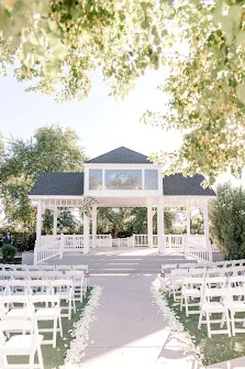 LINDSAY MANOR