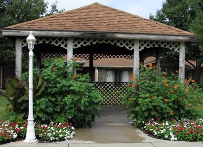 MENNONITE MANOR
