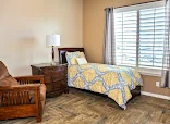 PARADISE LIFE CARE