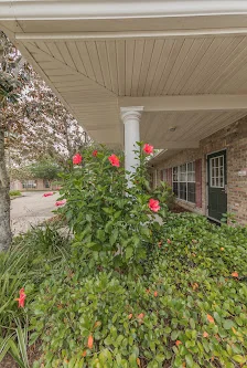 ROSEWOOD RETIREMENT AND ASSISTED LIVING BY VORALTO