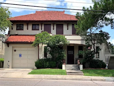 WOMEN'S COMMUNITY REHABILITATION CENTER (WCRC)