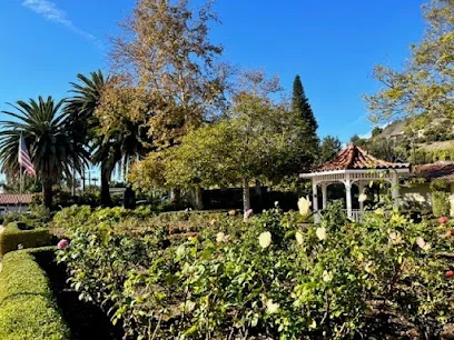 WOOD GLEN HALL