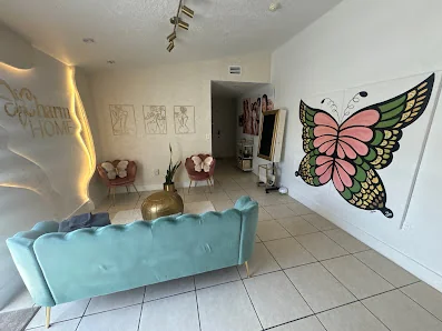 CHARM HOME MIAMI