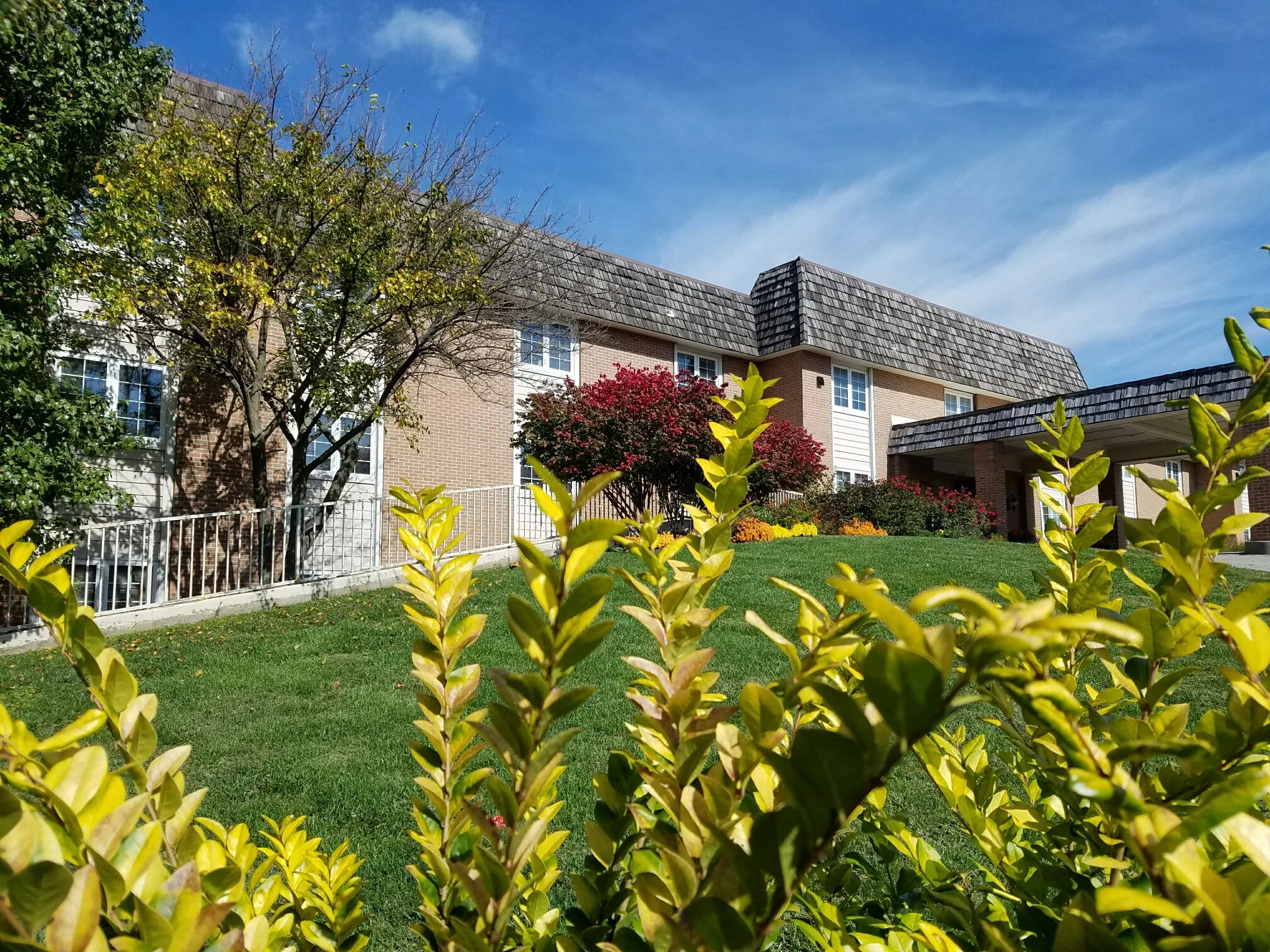 ARBOR COURT RETIREMENT COMMUNITY AT ALVAMAR
