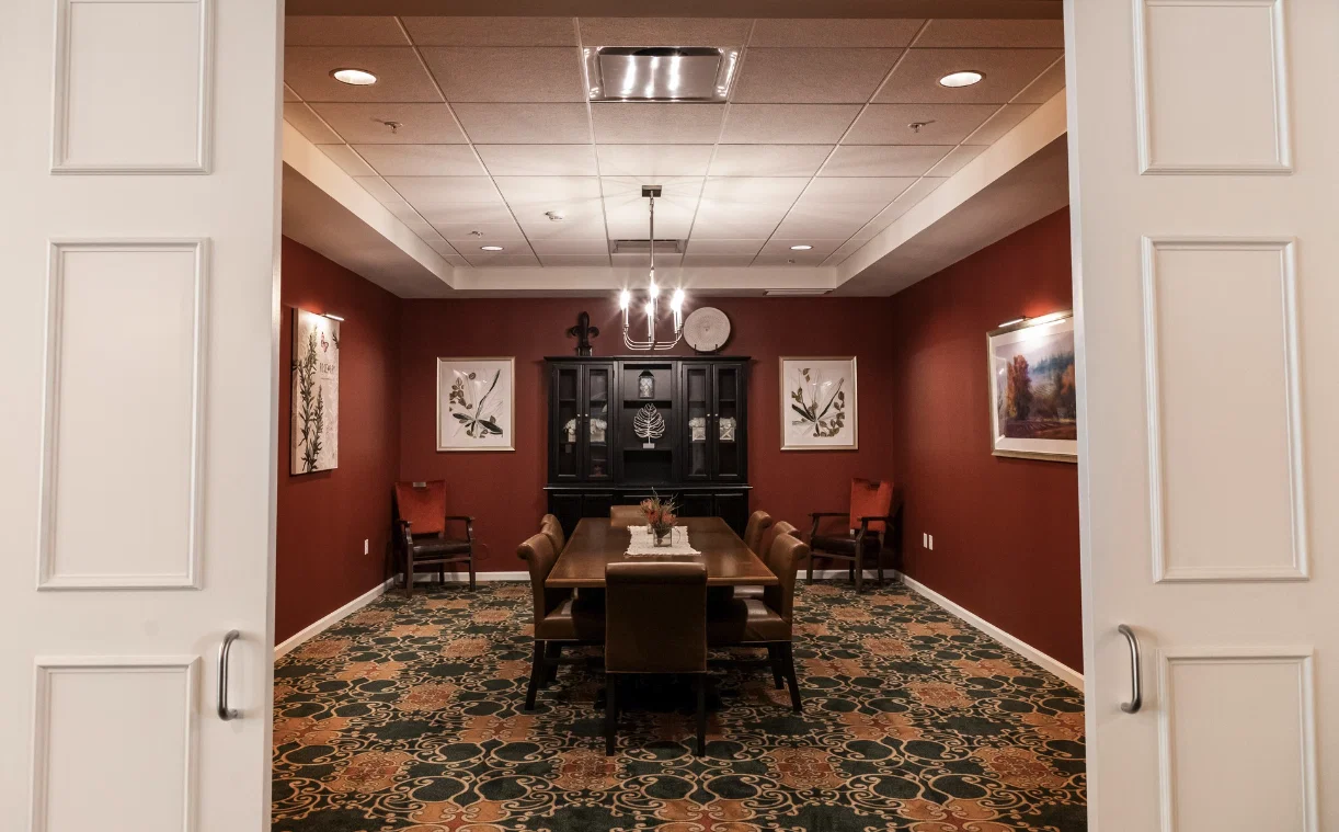 ASHTON COMMONS SENIOR LIVING