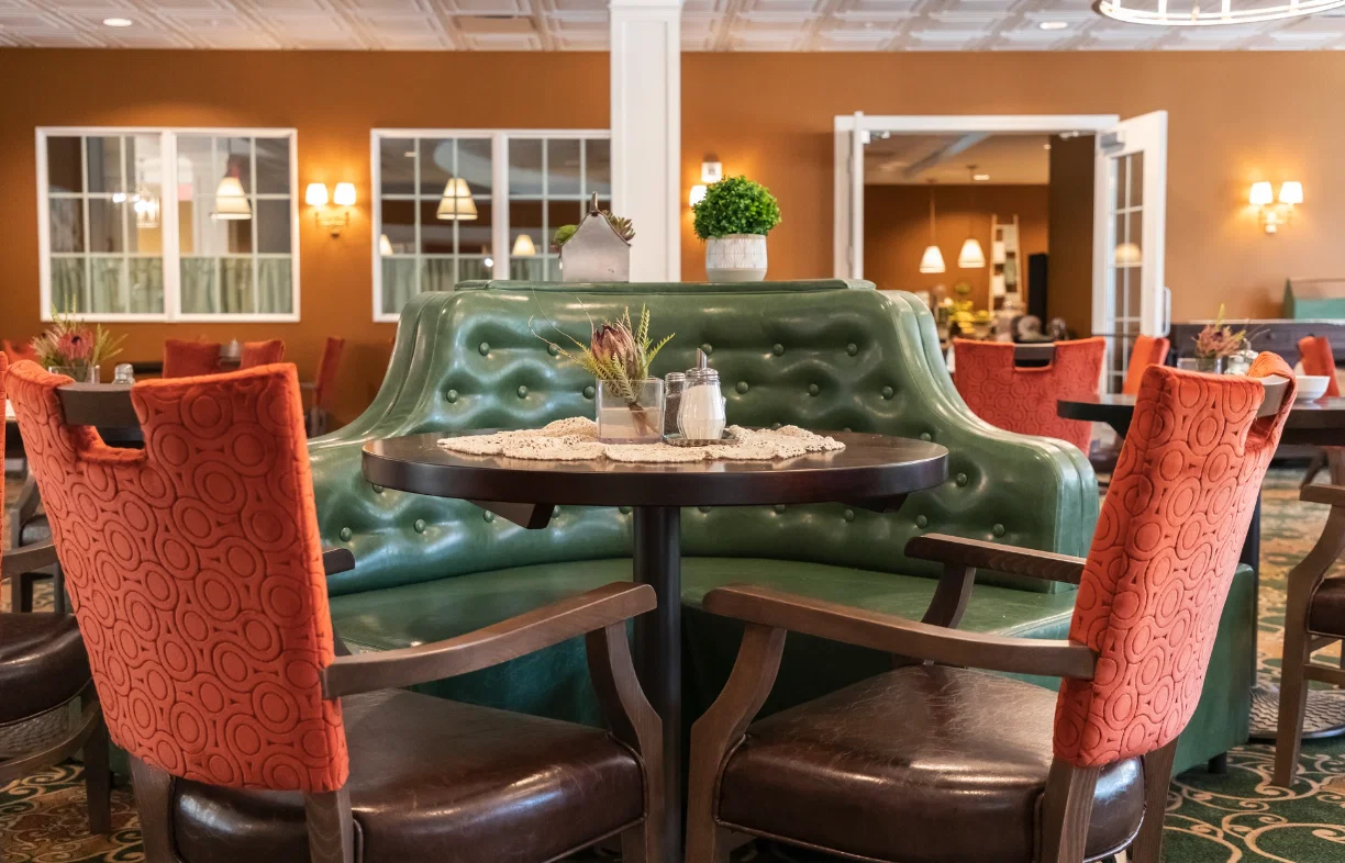 ASHTON COMMONS SENIOR LIVING
