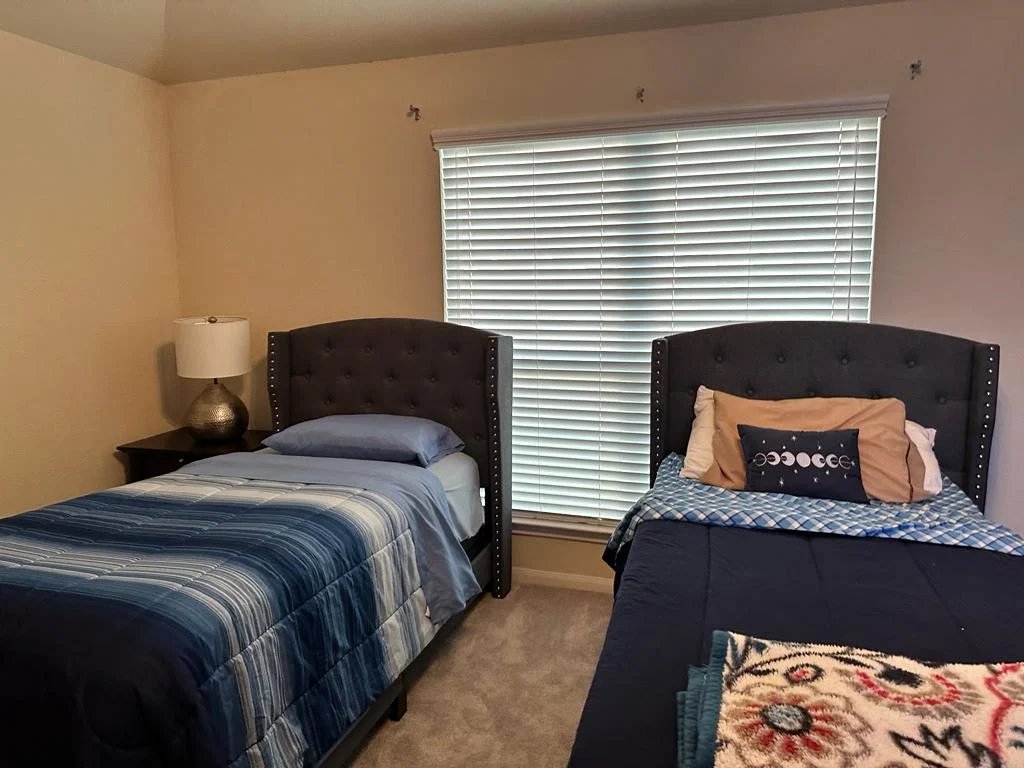 AURORA LIVING