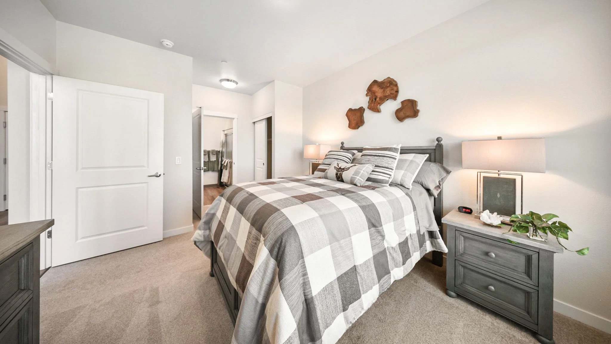BEAR HOLLOW ESTATES GRACIOUS RETIREMENT