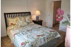BOYNTON BAY APARTMENTS