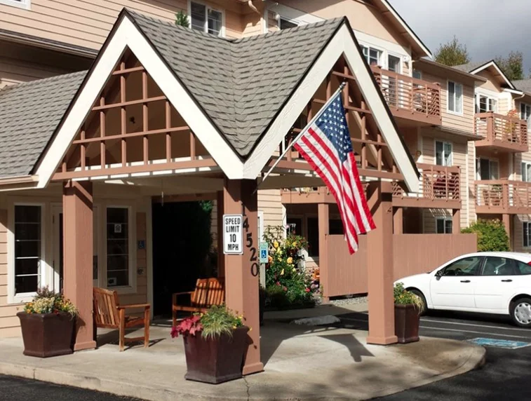BRANDENWOOD APARTMENTS