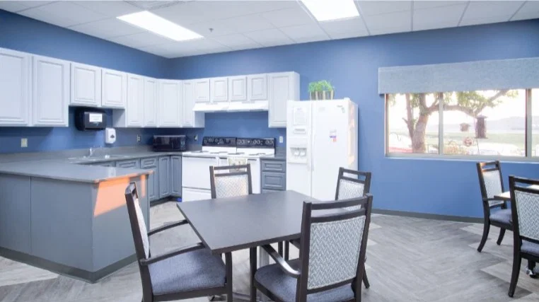 BRIDGES SENIOR LIFESTYLE LIVING