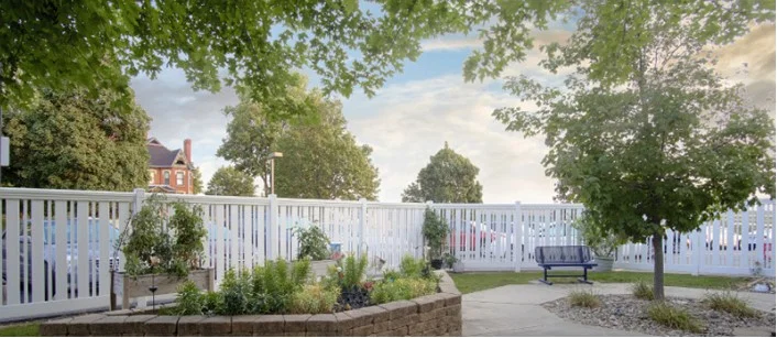 BRIDGES SENIOR LIFESTYLE LIVING