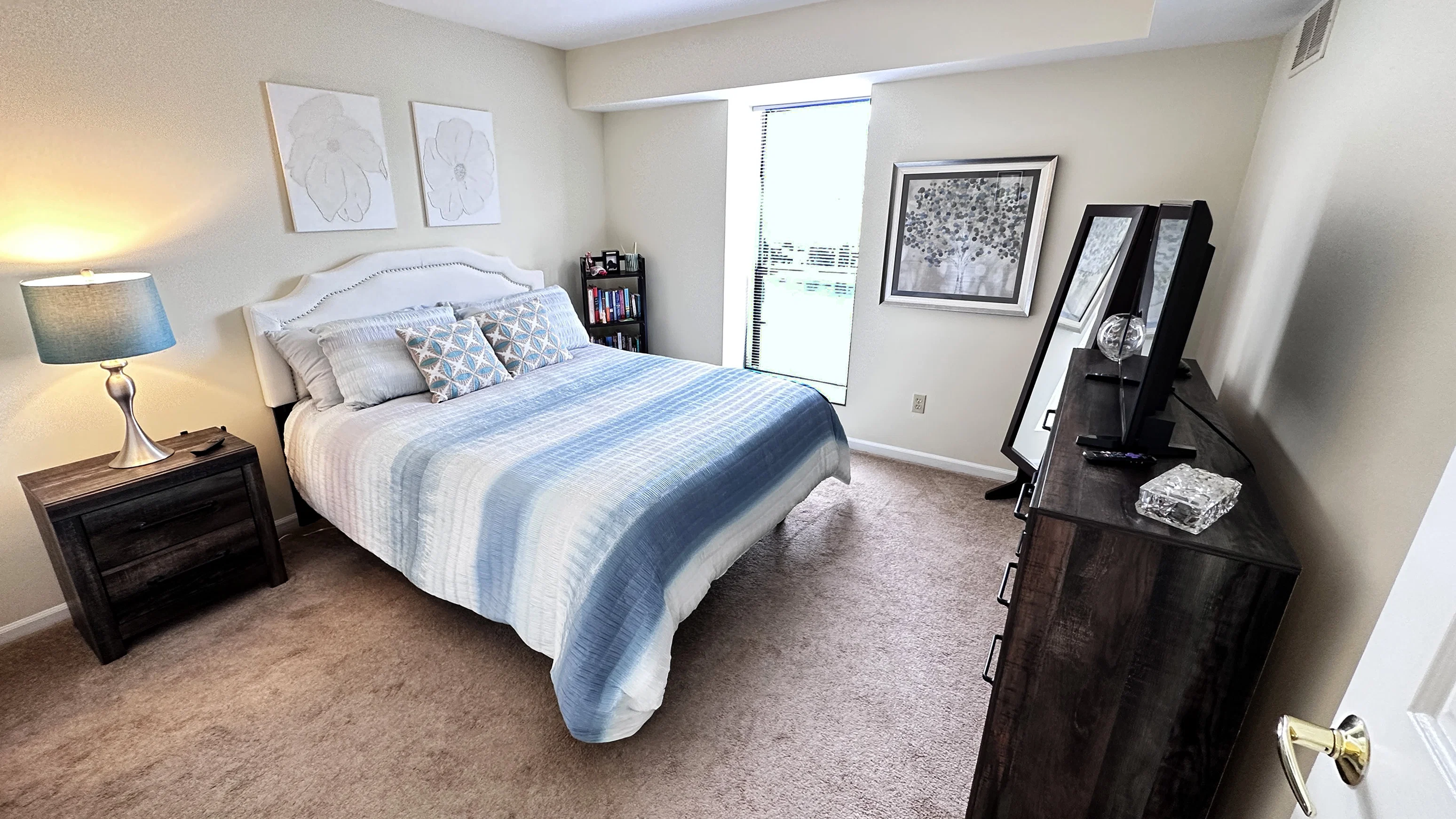 BROOKWOOD FARMS APARTMENTS