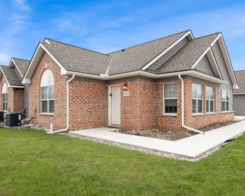 BROOKWOOD LIVING - TAYLOR