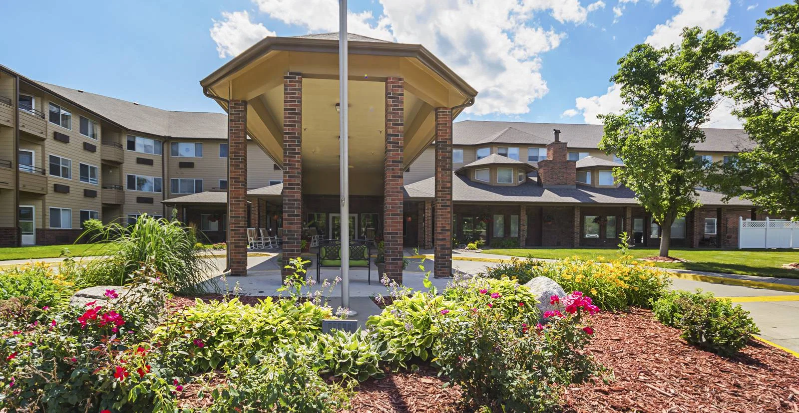 BUCKINGHAM SENIOR LIVING